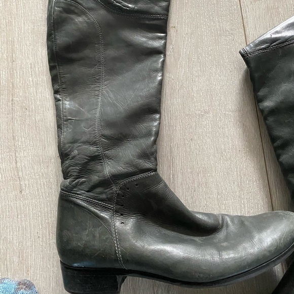 Italian leather knee high boots - Picture 3 of 5